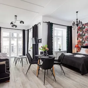 Rent Like - Targowa 21 , Варшава Польша
